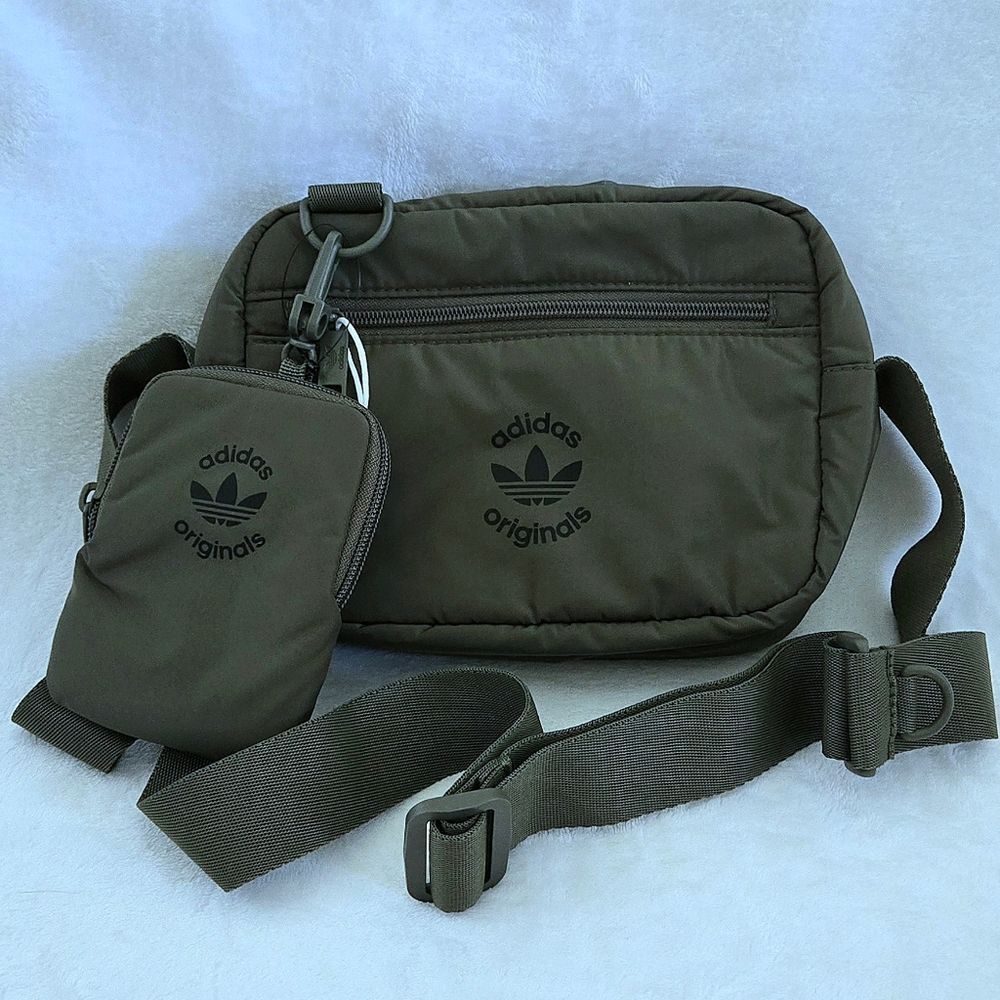 Adidas👟 Originals "Puffer And Pouch" Mini Crossbody Bag👜 - NWOT